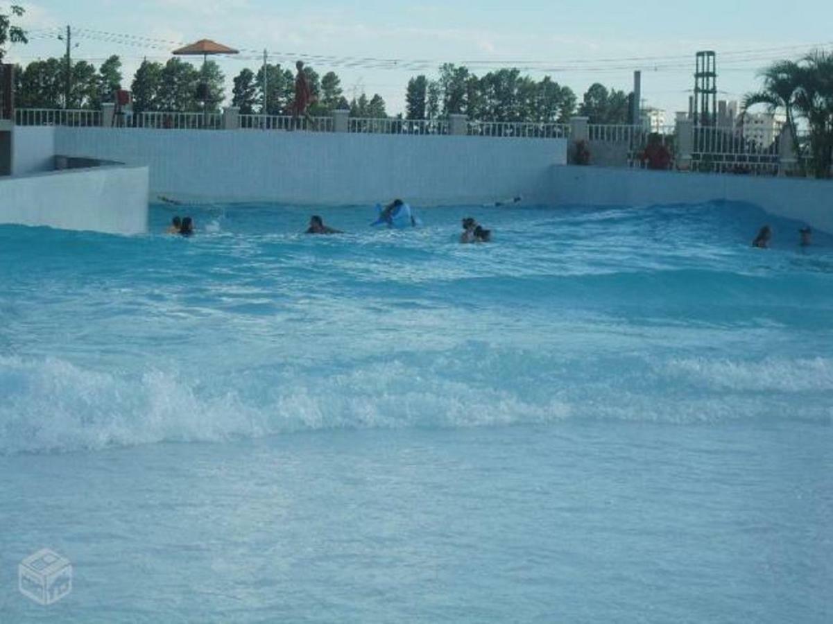 Lacqua Di Roma Com Piscina De Ondas كلدس نوفاس المظهر الخارجي الصورة